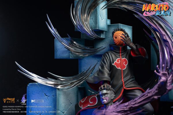 Tobi madara statue (2)